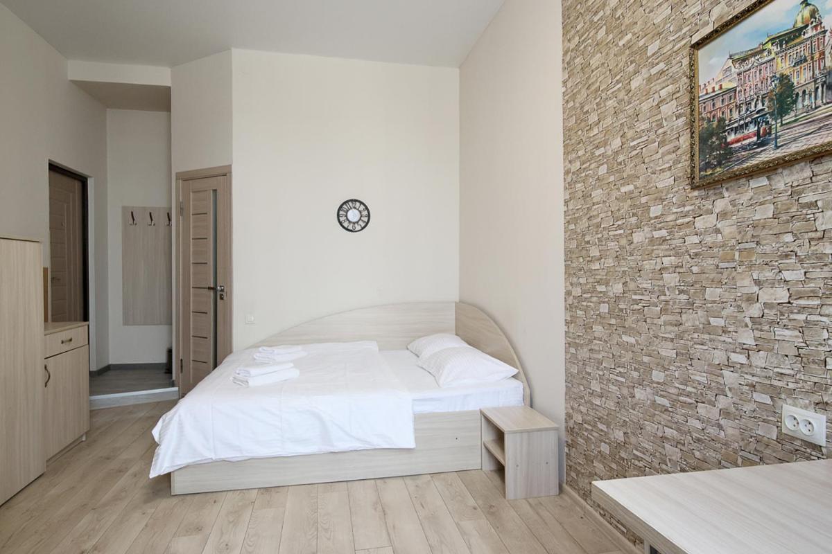 Buk Apartments On Doroshenka 25 Lviv Extérieur photo